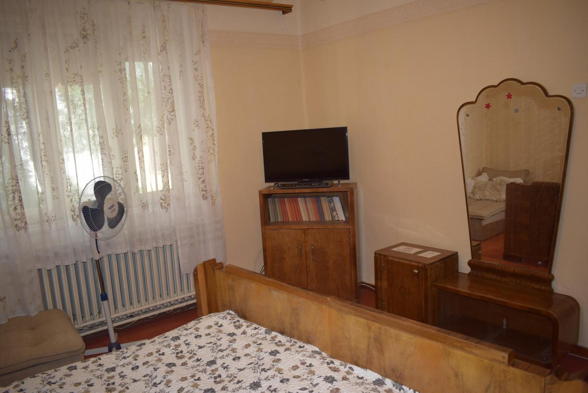Guest House Tisza Ház Senta Extérieur photo